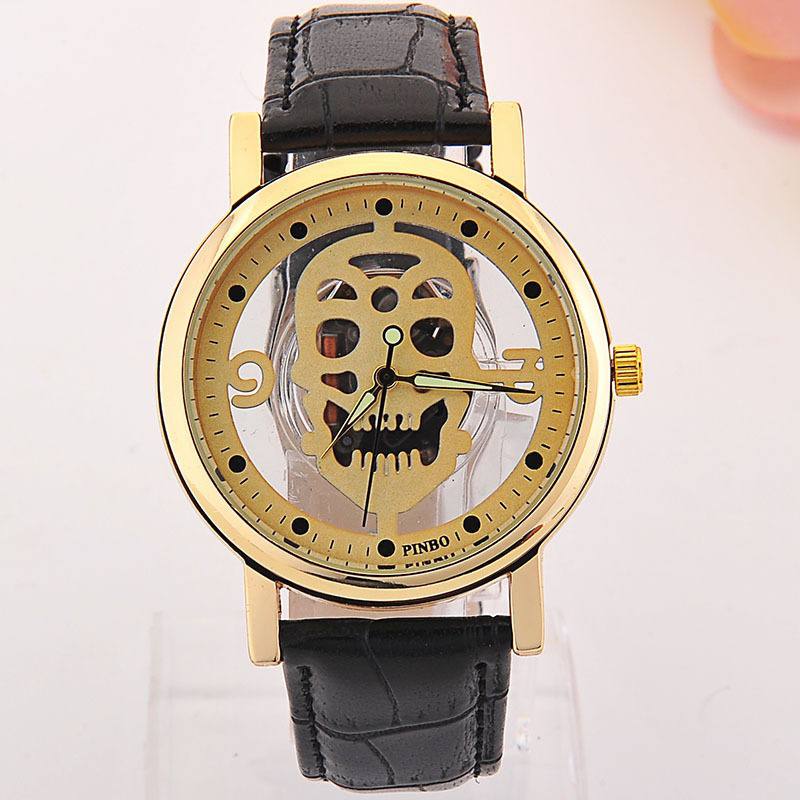 Hollow-out Skull Real Belt Quartz Watch -muodikas Kaksipuolinen Vintage Miesten Naisten Kello