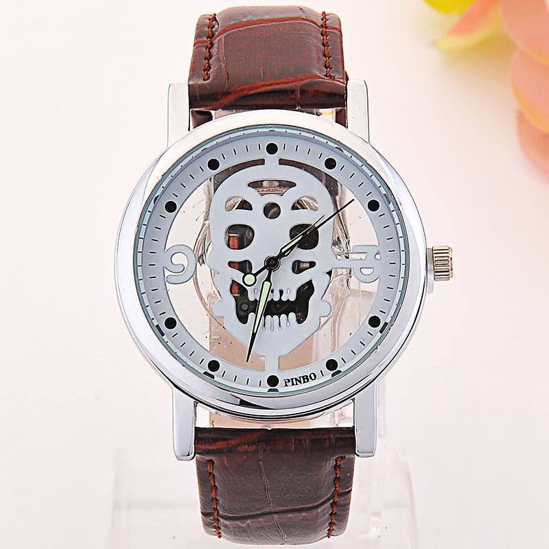 Hollow-out Skull Real Belt Quartz Watch -muodikas Kaksipuolinen Vintage Miesten Naisten Kello