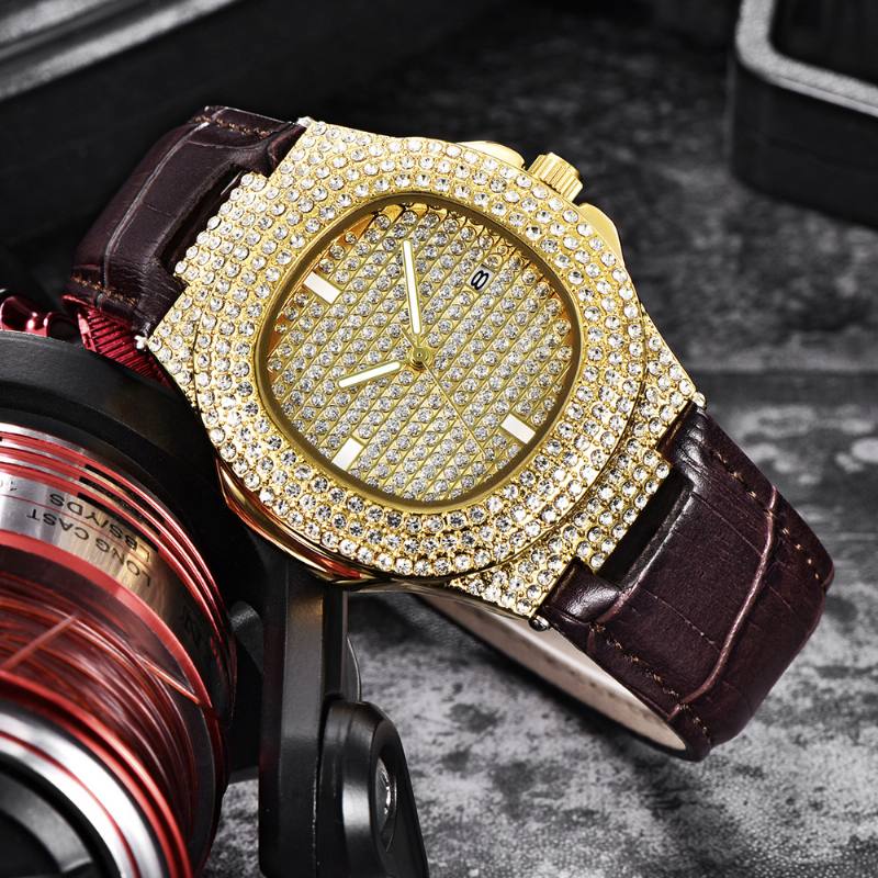 Muoti Elegent Pu-nahka Miesten Vintage Diamond Watch -vyökvartsikello