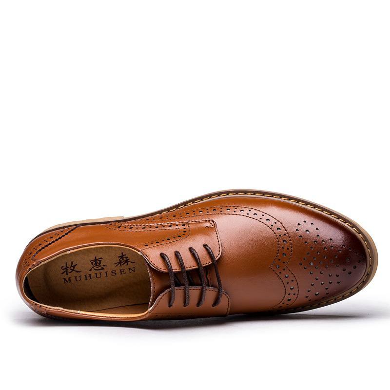 Aito Nahka Brogue Veistetty Business Rento Oxfords