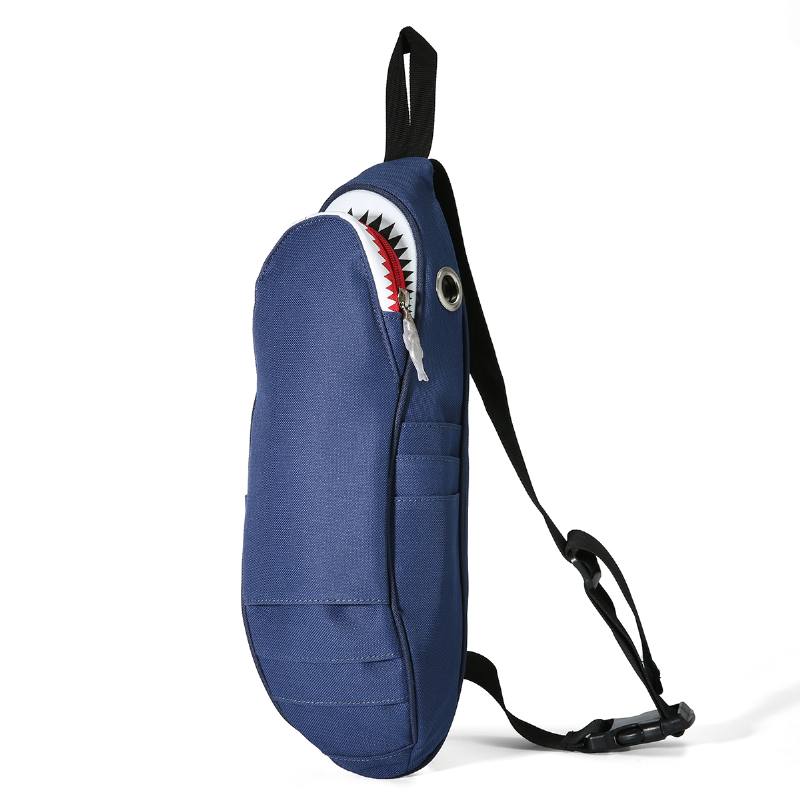 Unisex-kankainen Hain Muotoinen Monitaskuinen Rintalaukku Sarjakuva Rento Superpehmeä Suuri Kapasiteetti Monitoiminen Messenger Crossbody Laukut Olkalaukku