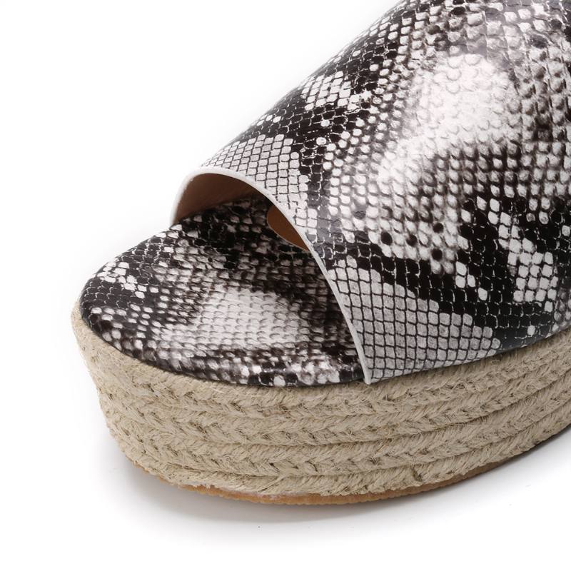 Serpentine Soft Mukavat Pyöreät Toe Wedge-tossut