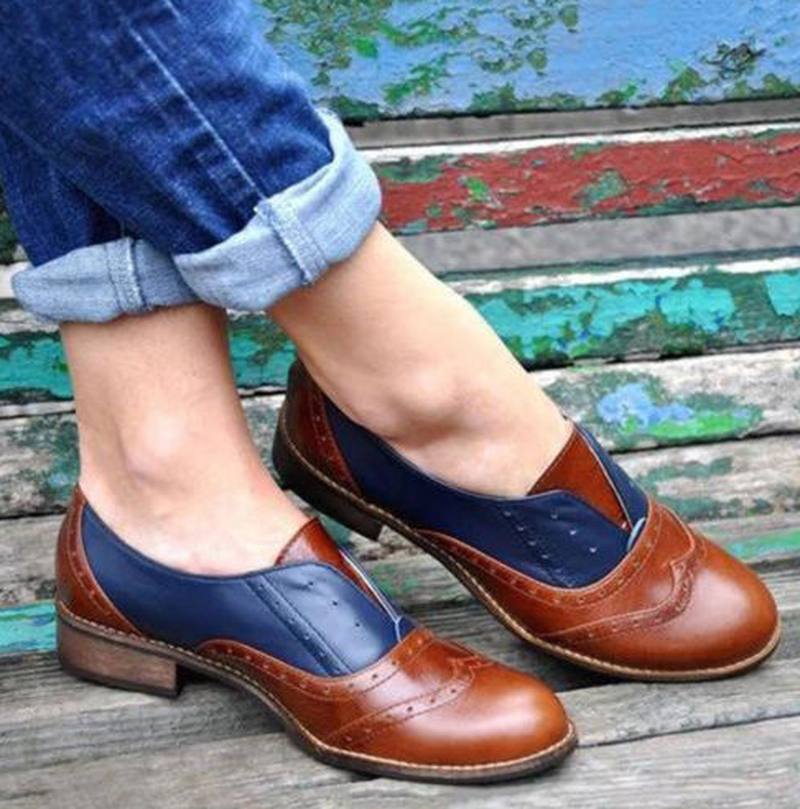 Naisten Väri Splicing Neliömäinen Kantapää Pyöreä Toe Brogue Oxfords Rento Matalat Kengät Loafers