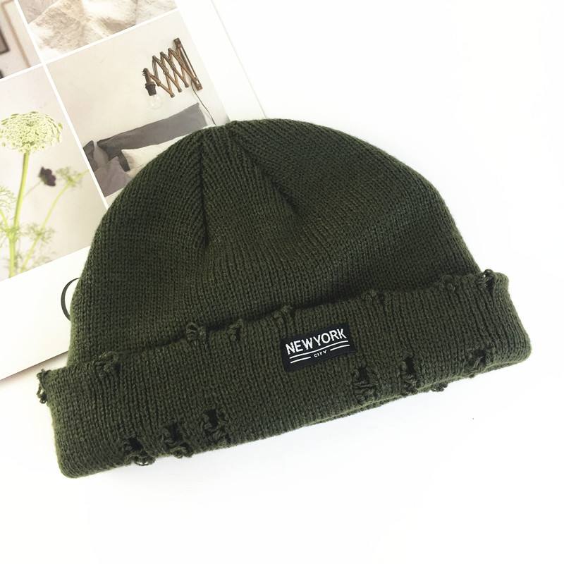 Muoti Patch Hole Knit Hat Korvansuojaus Toe Cap Kylmähattu